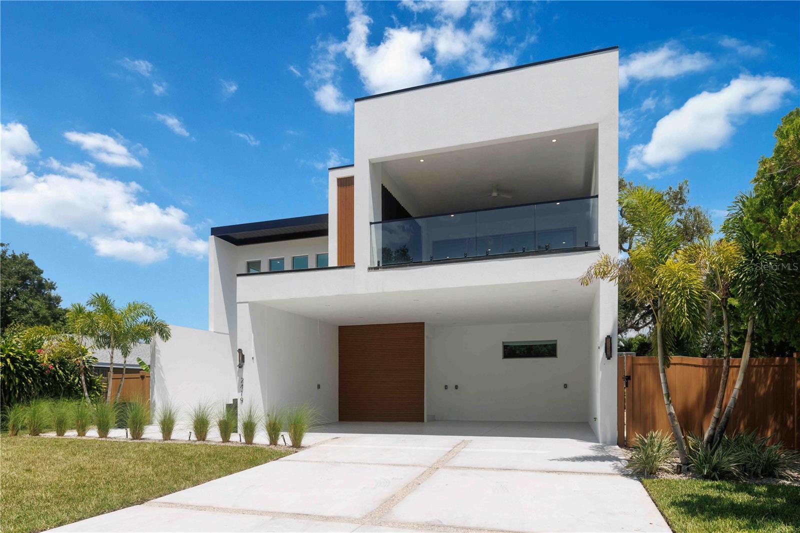 Open house at 2419 HILLVIEW ST
