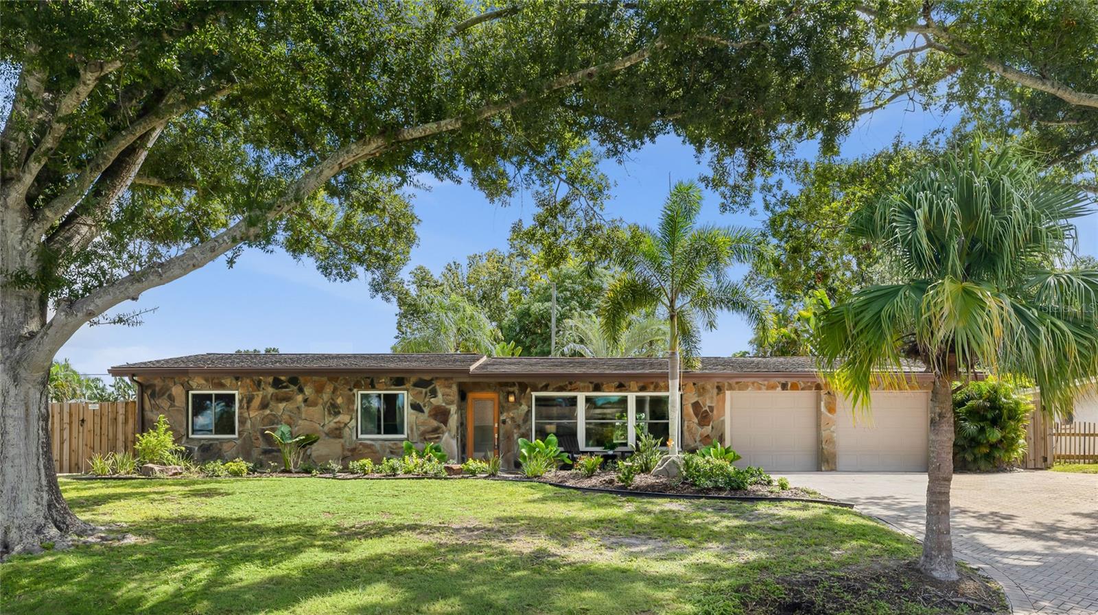 Open house at 2630 SUNNYBROOK DR