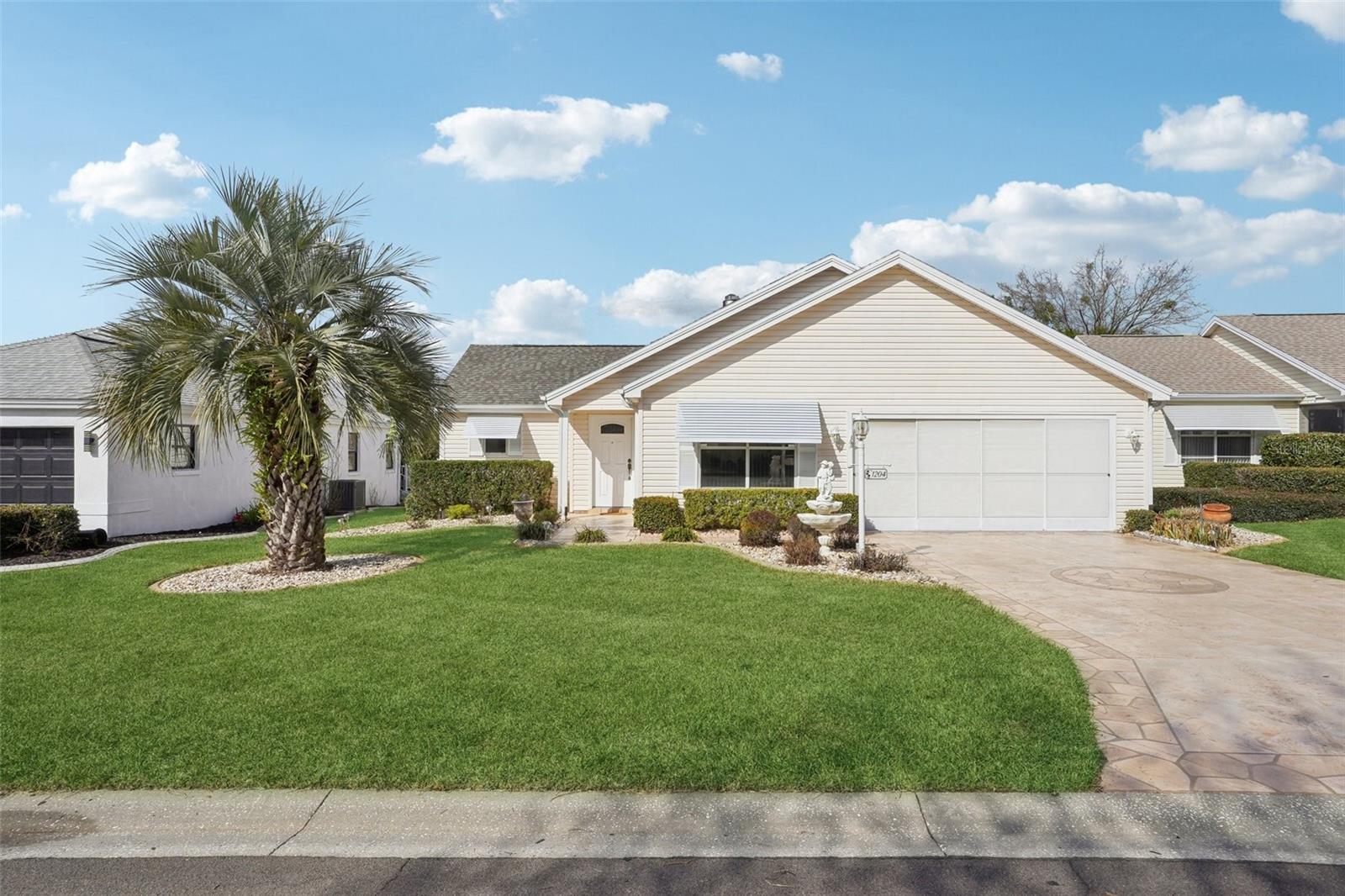 1204 BARCELONA DR, THE VILLAGES, FL