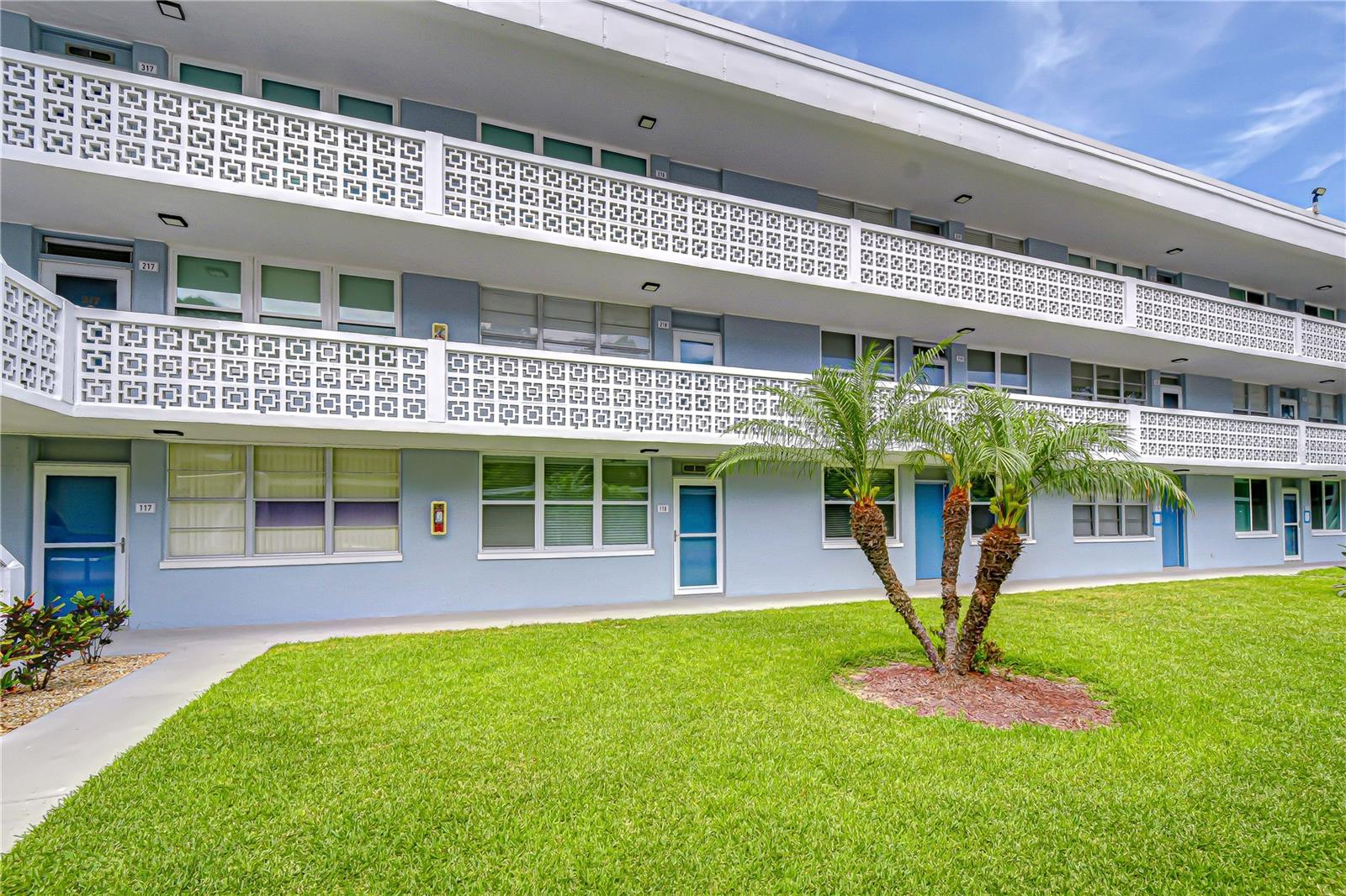 Open house at 4720 LOCUST ST NE #118