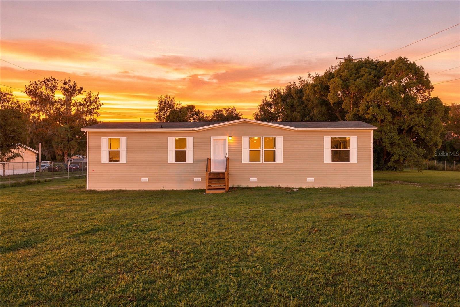 4235 LINDA DRIVE DR, WESLEY CHAPEL, FL